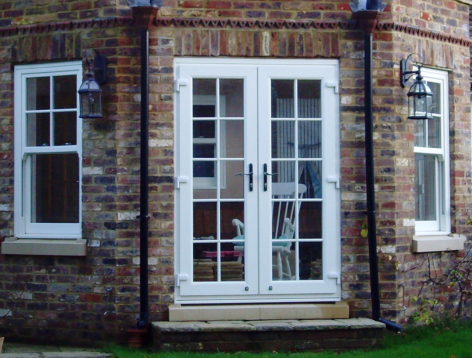 Benefits Of Replacing Your House’s Deteriorated Windows