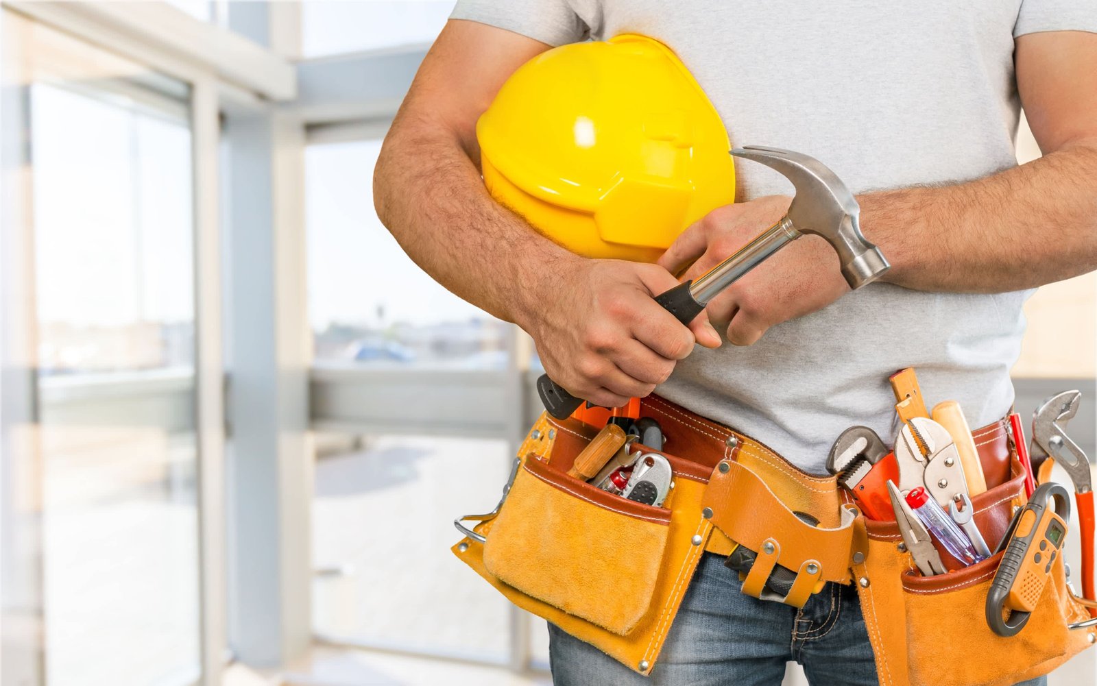 What Should You Consider When Hiring The Best Handyman Services?