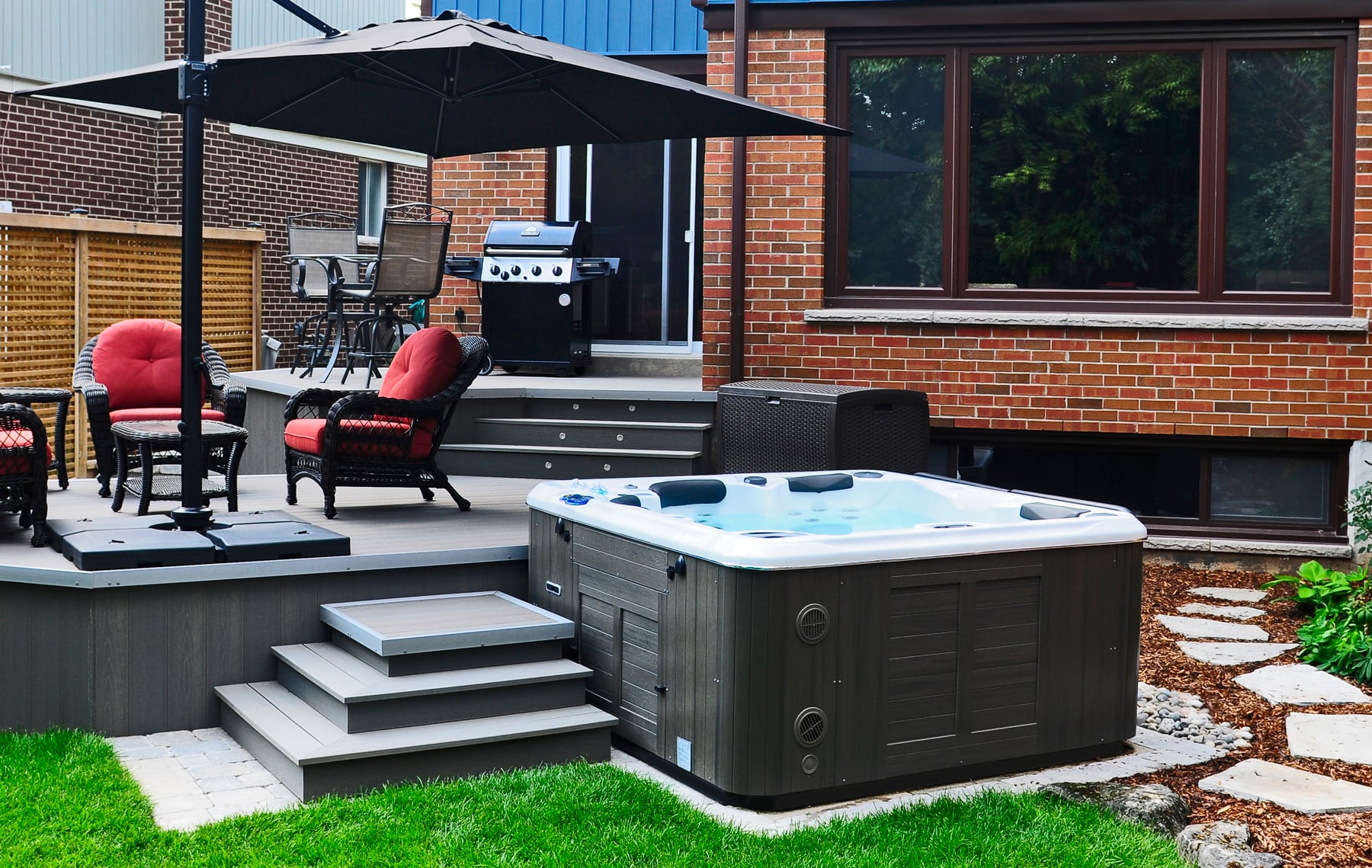 Spend Beautiful Time In Hot Tub With Your Complete Convenience!