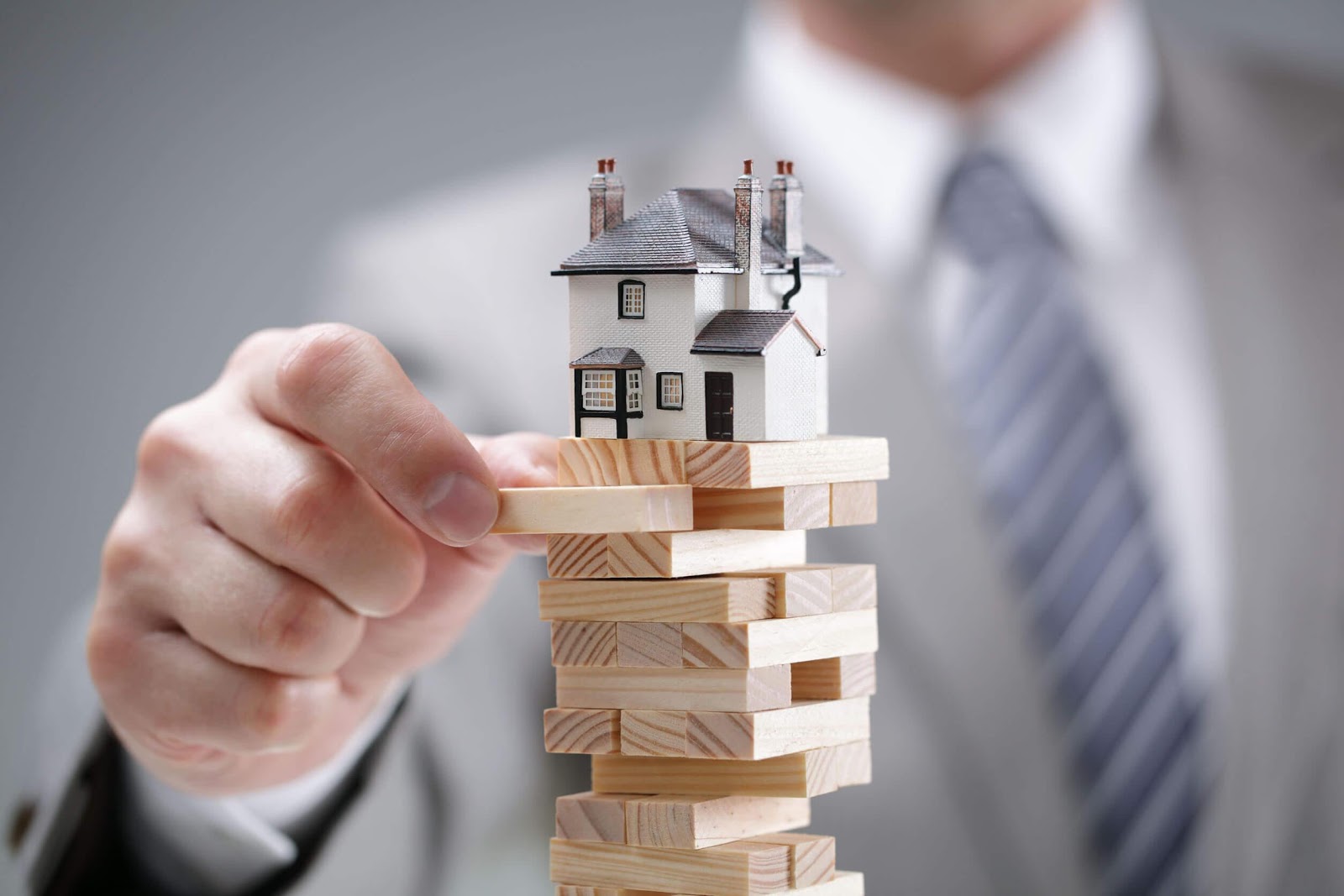 Considerations When Becoming A Real Estate Investor