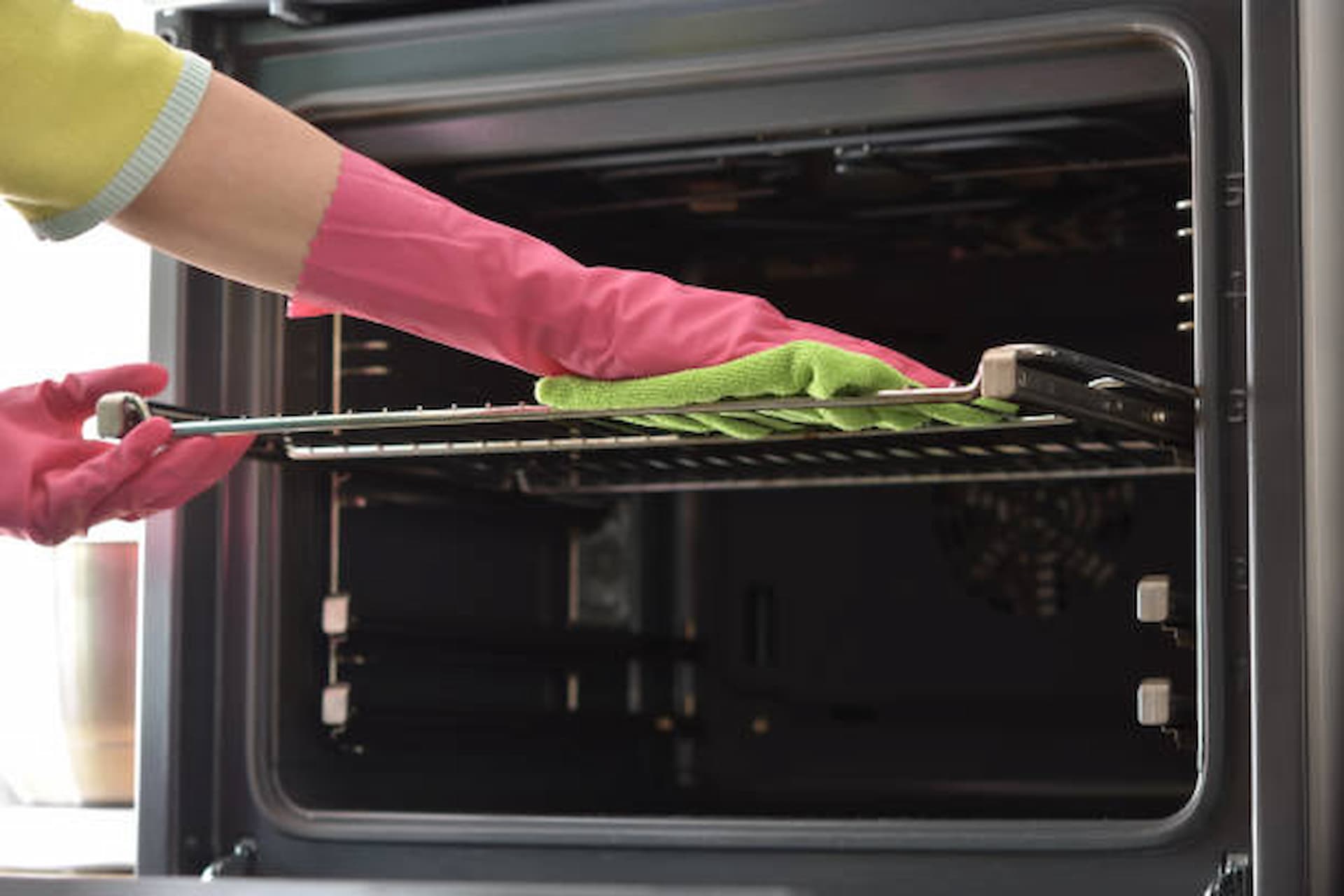 Oven Cleaning Maintenance: How Often Should You Clean Your Oven?