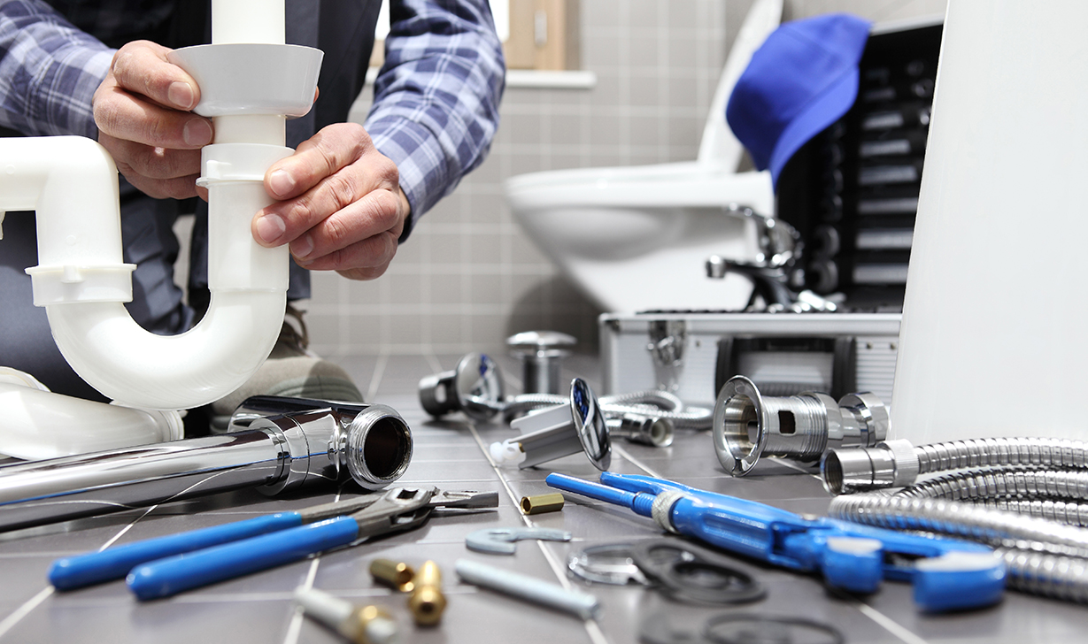 Our Guide To Help You Determine When Is Best To Call A Plumber