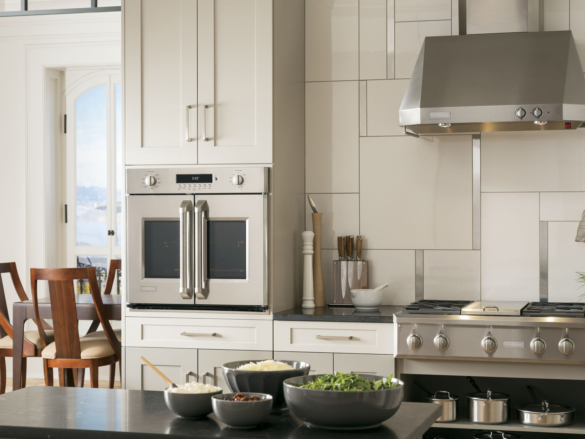 Tips To Buy Ovens From Home Products & Appliances
