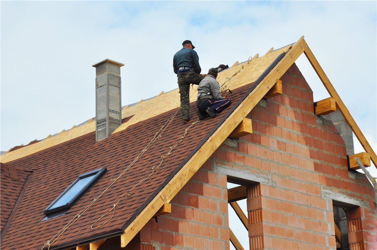 What Are The Advantages Of Hiring Roofing Contractors? - Frp-Manufacturer