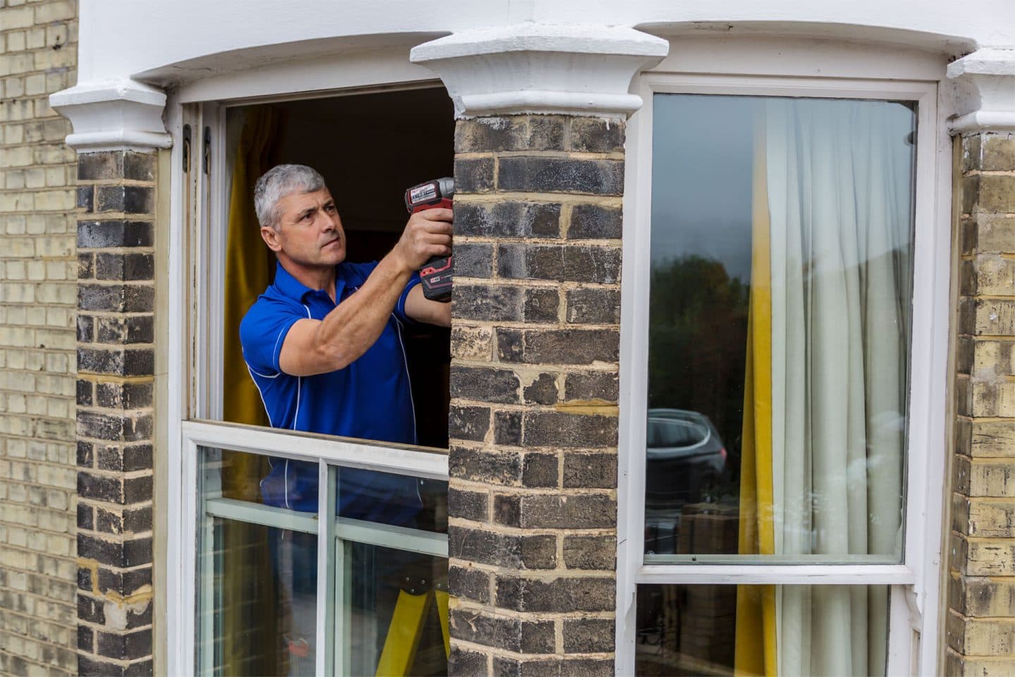 Repair Your Sash Windows By The Right Professionals